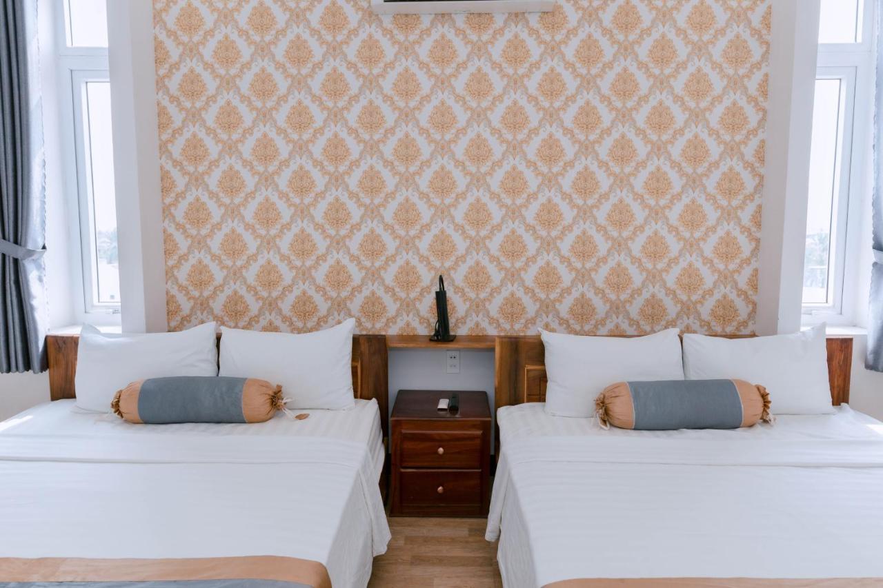 คัก ซาน ฮวง มี Hotel ตวีฮหว่า ภายนอก รูปภาพ