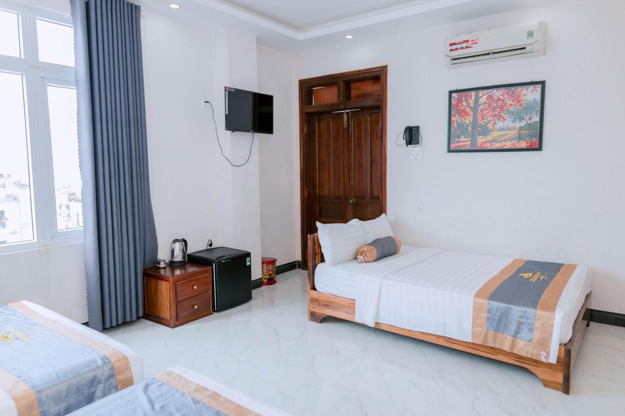 คัก ซาน ฮวง มี Hotel ตวีฮหว่า ภายนอก รูปภาพ