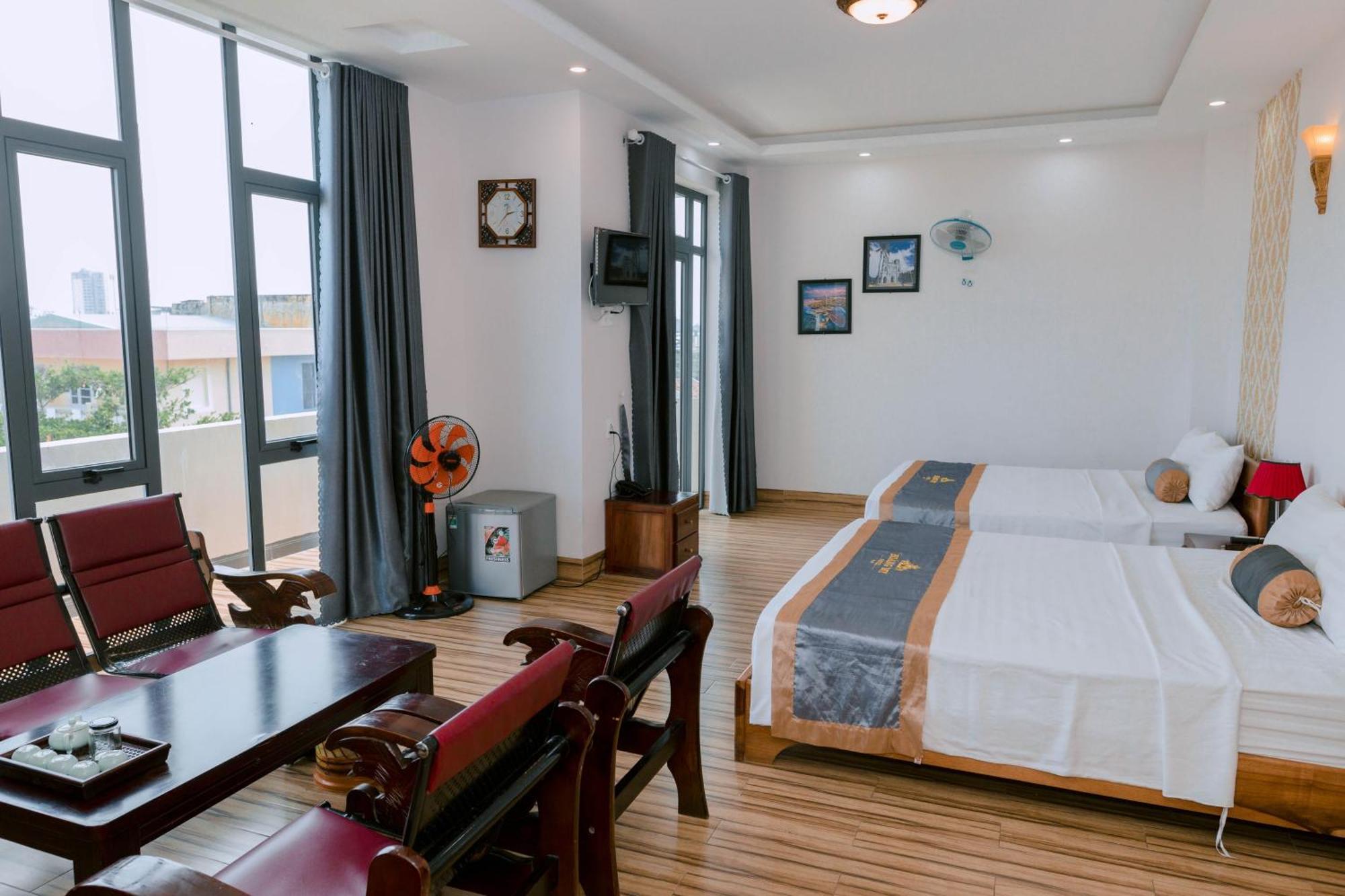 คัก ซาน ฮวง มี Hotel ตวีฮหว่า ภายนอก รูปภาพ